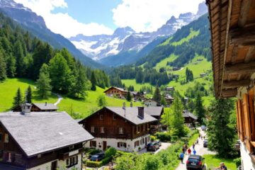 Les Alpes vous appellent : ces 5 raisons uniques pour choisir un village paisible cet été